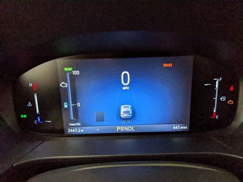 New 2025 Ford Escape ST-Line w/ Equipment Group 301A image 18