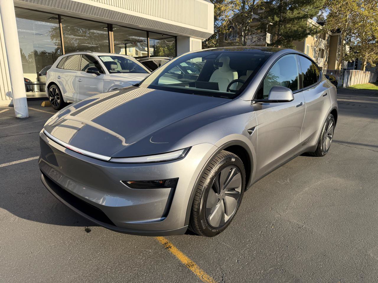 Used 2026 Tesla Model Y Long Range AWD/4WD image 16