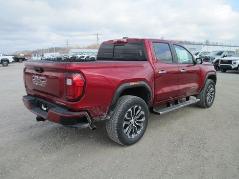 New 2026 GMC Canyon Denali image 4