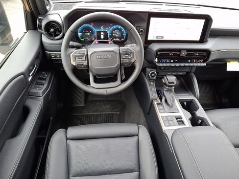 New 2026 Toyota Land Cruiser image 7