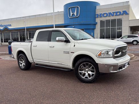 Used 2017 RAM 1500 Limited image 6