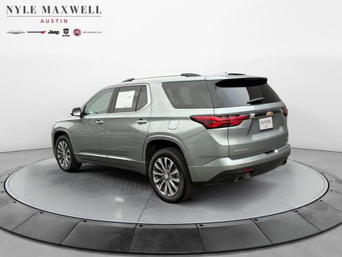 Used 2023 Chevrolet Traverse Premier image 13