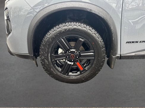New 2026 Nissan Rogue SV AWD/4WD image 9