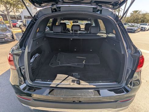 Certified 2022 Mercedes-Benz GLC 300 4MATIC w/ Premium Package Lite image 23