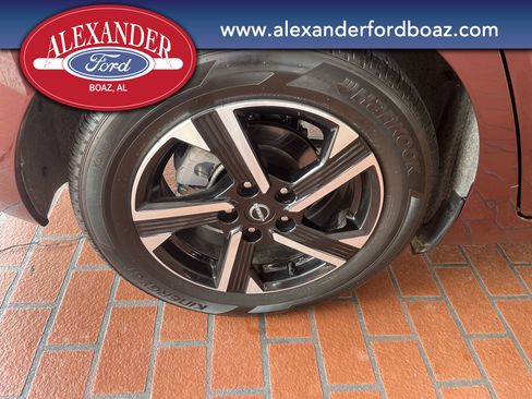 Used 2024 Nissan Sentra SV image 7