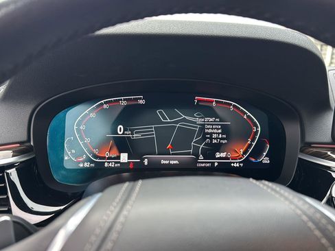 Used 2022 BMW 530i w/ Executive Package image 20