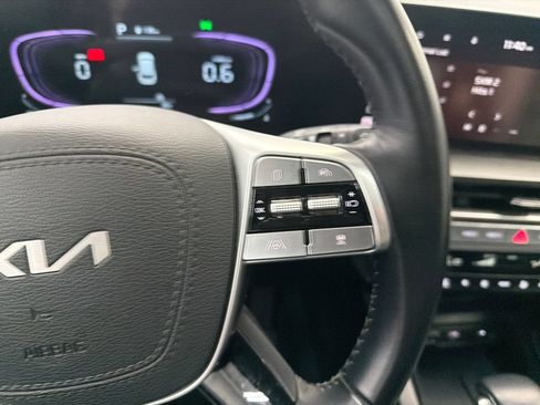 Used 2025 Kia Telluride S FWD image 27