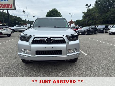 Used 2011 Toyota 4Runner Limited AWD/4WD image 2