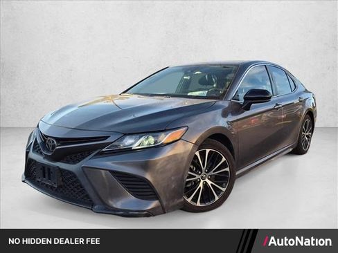Used 2019 Toyota Camry SE w/ Protection Package (Q2) FWD image 1