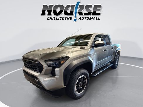 New 2025 Toyota Tacoma TRD Off-Road AWD/4WD image 1