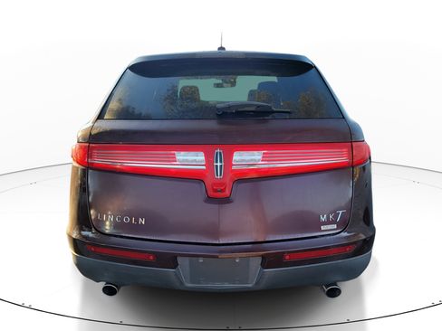 Used 2011 Lincoln MKT AWD w/ 101A Rapid Spec Order Code image 8