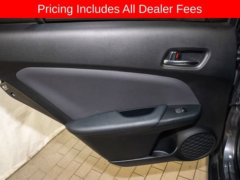 Used 2022 Toyota Prius Prime LE FWD image 10