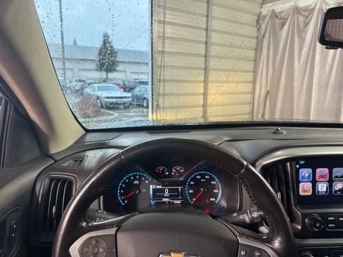 Used 2016 Chevrolet Colorado LT w/ LT Convenience Package image 23