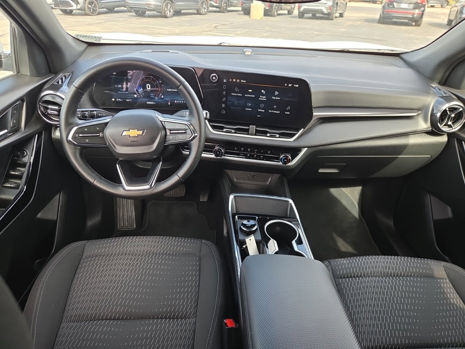 Used 2026 Chevrolet Equinox LT AWD/4WD image 22