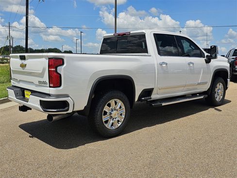 New 2025 Chevrolet Silverado 2500 High Country w/ Technology Package image 4