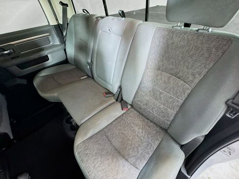 Used 2018 RAM 1500 Classic SLT AWD/4WD image 22