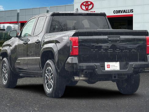Certified 2025 Toyota Tacoma TRD Sport image 6