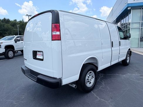 New 2026 Chevrolet Express 2500 w/ Driver Convenience Package RWD image 7