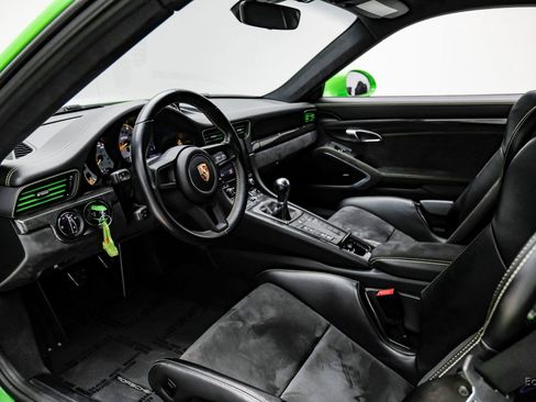 Used 2018 Porsche 911 GT3 image 2
