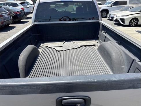 Used 2004 Chevrolet Silverado 2500 LS w/ Skid Plate Package AWD/4WD image 5