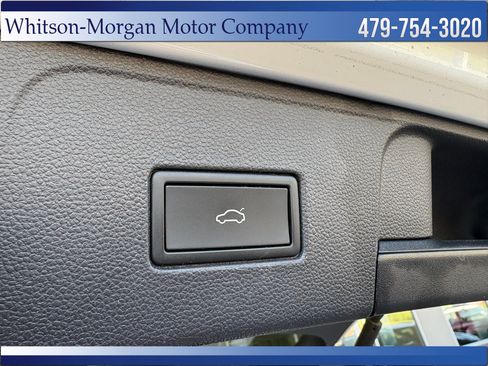 Used 2023 Volkswagen Atlas SE w/ Panoramic Sunroof Package FWD image 40