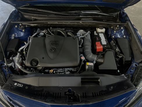 Used 2024 Toyota Camry image 31