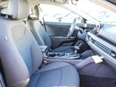 New 2026 Kia K4 FWD image 19