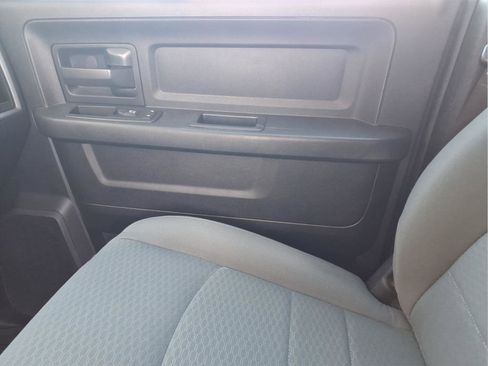 Used 2016 RAM 2500 Tradesman w/ Chrome Appearance Group image 26