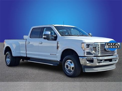 Used 2022 Ford F350 Lariat w/ Lariat Ultimate Package image 3