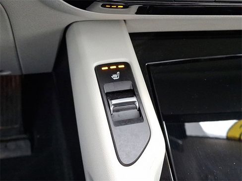 Used 2022 Kia Telluride S image 26