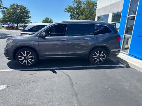 Used 2022 Honda Pilot Elite image 3