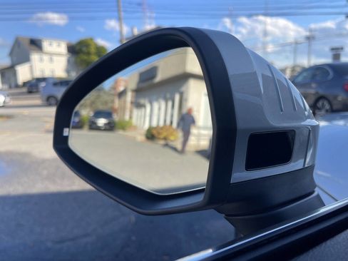 Used 2017 Audi A4 2.0T Premium Plus w/ Premium Plus Package image 34