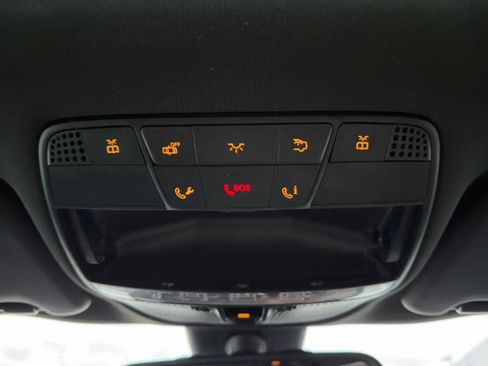 Used 2018 Mercedes-Benz C 300 C 300 Coupe 2D image 23