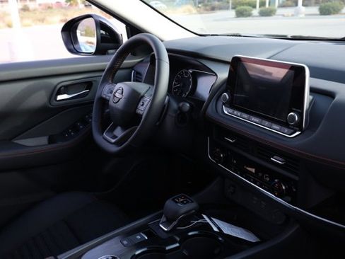 New 2026 Nissan Rogue SV image 20