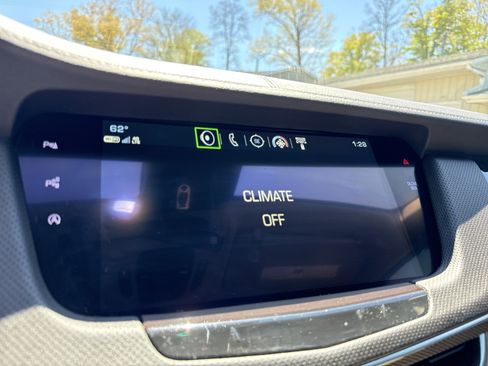 Used 2018 Cadillac CT6 Premium Luxury w/ Super Cruise Package AWD/4WD image 20