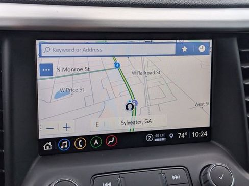 Used 2023 GMC Acadia SLE w/ Driver Convenience Package FWD image 18