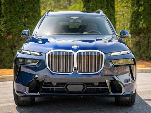 Used 2023 BMW X7 xDrive40i w/ Executive Package AWD/4WD image 18