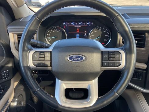 Used 2024 Ford Expedition Max Limited image 30