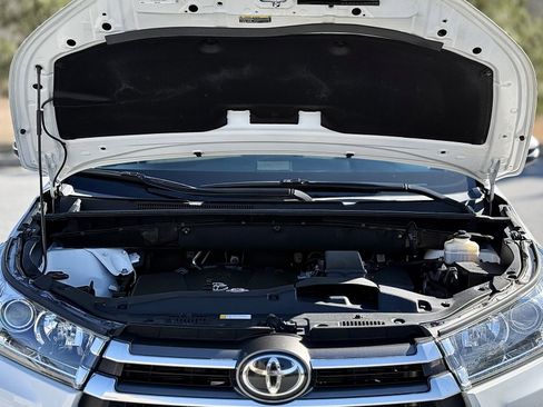 Used 2019 Toyota Highlander Limited image 49