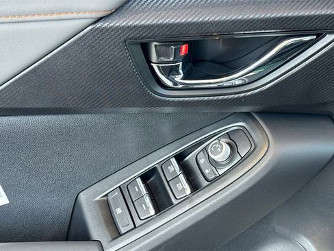 New 2025 Subaru Crosstrek 2.5i Limited w/ Crosstrek Mirror Package image 14
