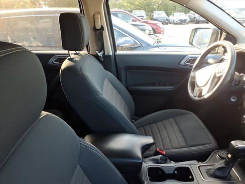 Used 2022 Ford Ranger XLT w/ Equipment Group 302A High image 9