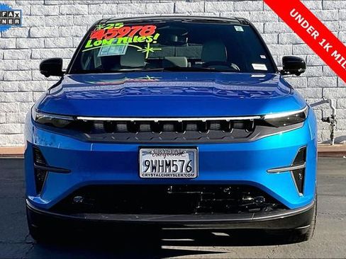 Used 2025 Jeep Wagoneer S Limited image 2