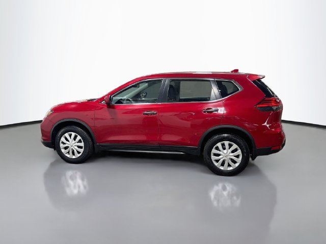 Used 2017 Nissan Rogue S AWD/4WD image 10
