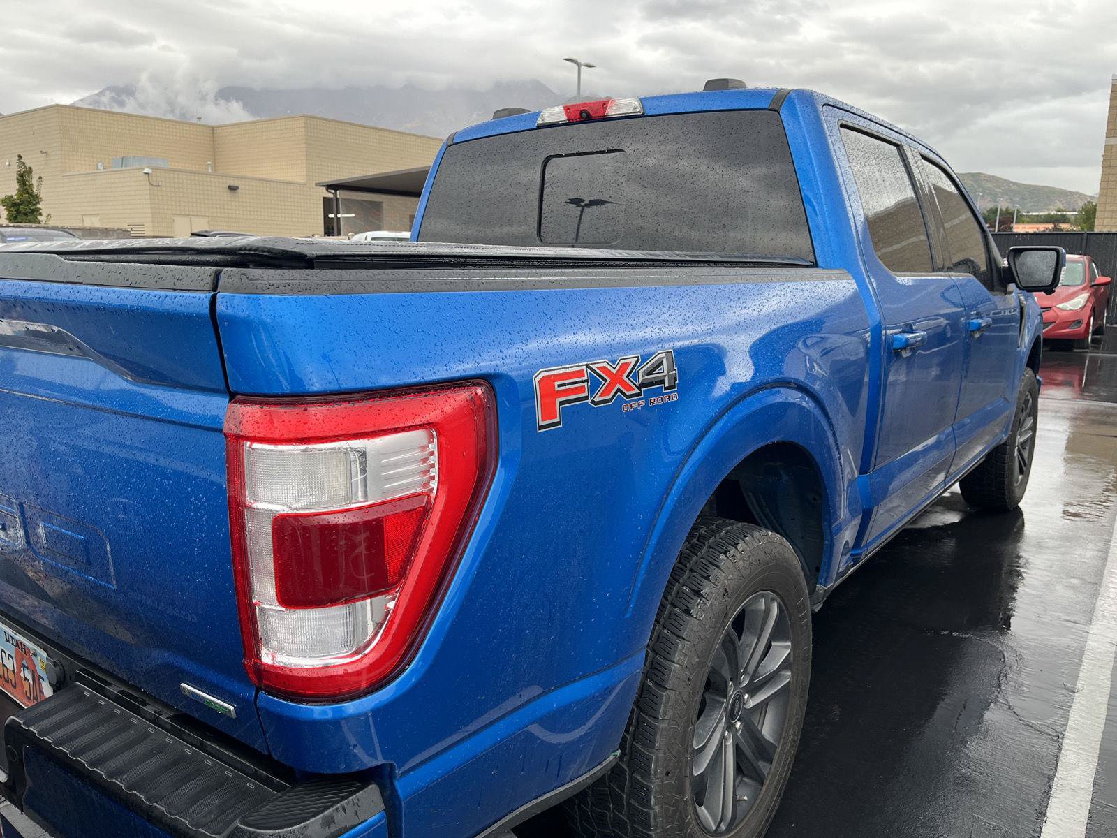 Used 2021 Ford F150 Lariat w/ Equipment Group 502A High AWD/4WD image 4