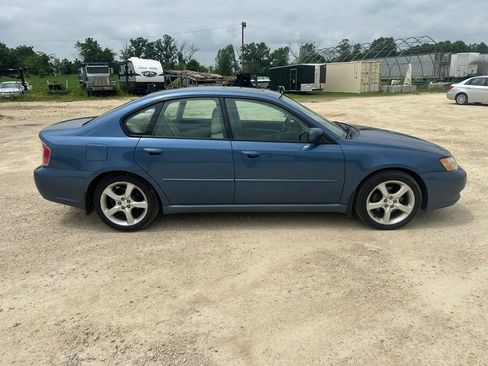 Used 2007 Subaru Legacy 2.5i Special Edition AWD/4WD image 5