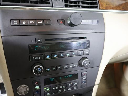 Used 2005 Buick LaCrosse CXL image 33