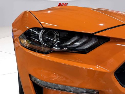 Used 2020 Ford Mustang Coupe RWD image 12