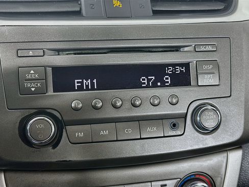 Used 2014 Nissan Sentra SV FWD image 19