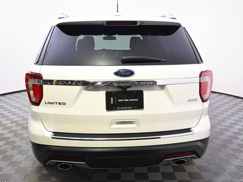 Used 2019 Ford Explorer Limited w/ Ford Safe & Smart Package AWD/4WD image 5