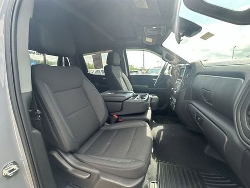 Used 2025 Chevrolet Silverado 1500 Custom Trail Boss w/ LPO, Dark Essentials Package AWD/4WD image 30